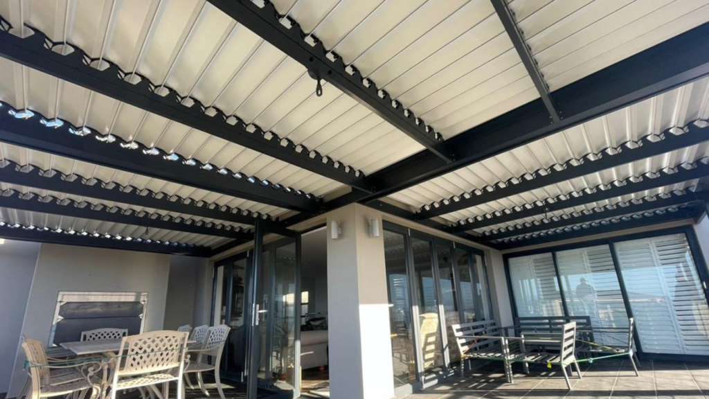 Louvered Awning Pezula