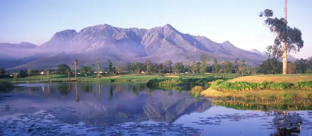 George homes with the Outeniqua mountains in view