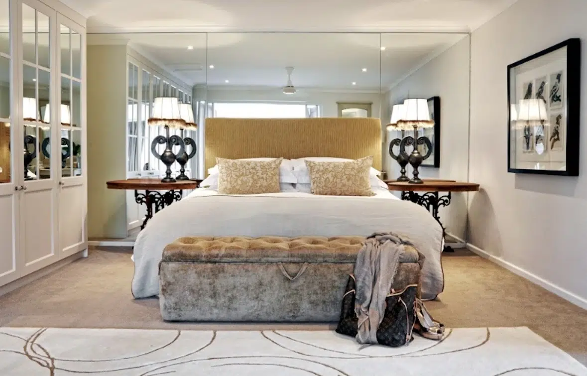 Plaswood venetian blinds in luxury bathroom at Leisure Isle Lodge Knysna, freestanding bath and natural light